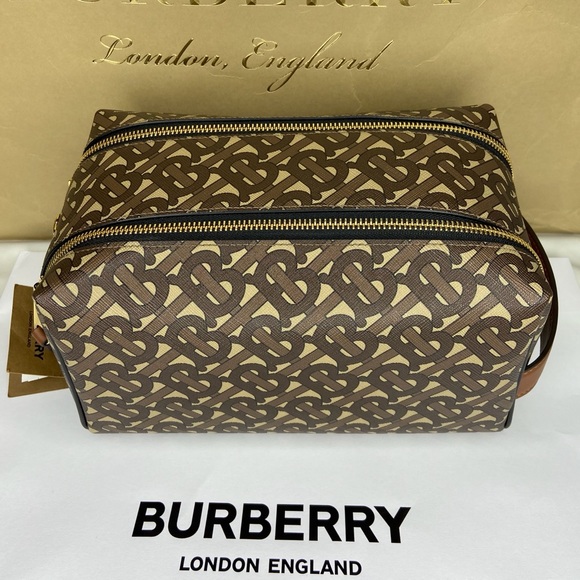 BURBERRY TB Monogram Logo Beige Travel Handbag NWT - Picture 16 of 16